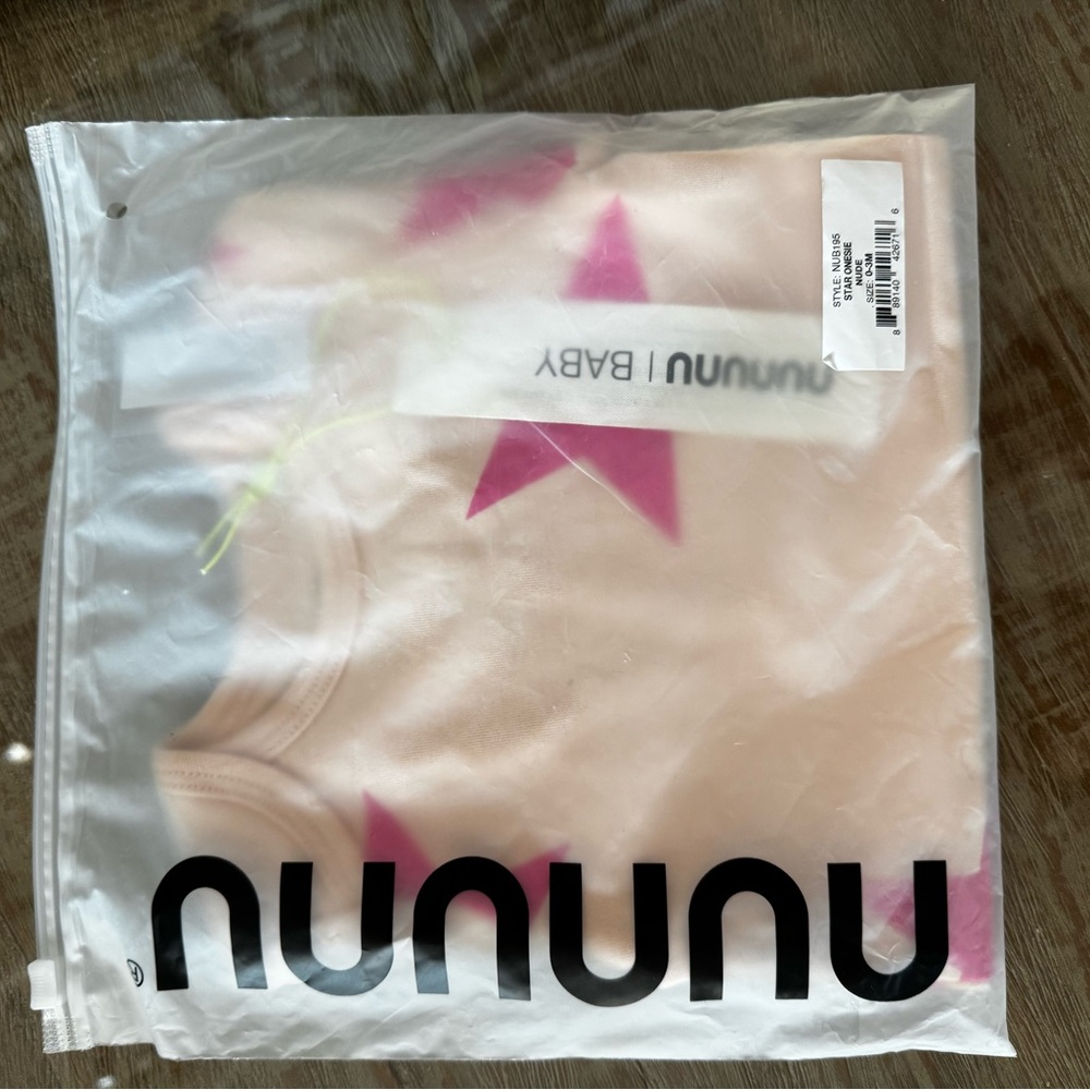 NUNUNU Baby Organic Cotton Onesie 0-3 months NWT - Picture 4 of 9